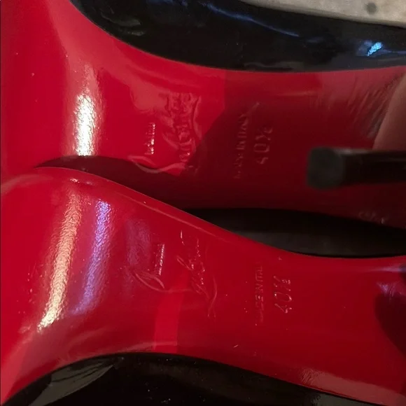 Christian Louboutin Black Stiletto Heels - worn once - so Kate 100 - Picture 6 of 7